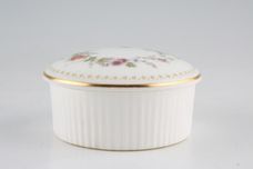 Wedgwood Mirabelle R4537 Box Round - fluted 3" thumb 1