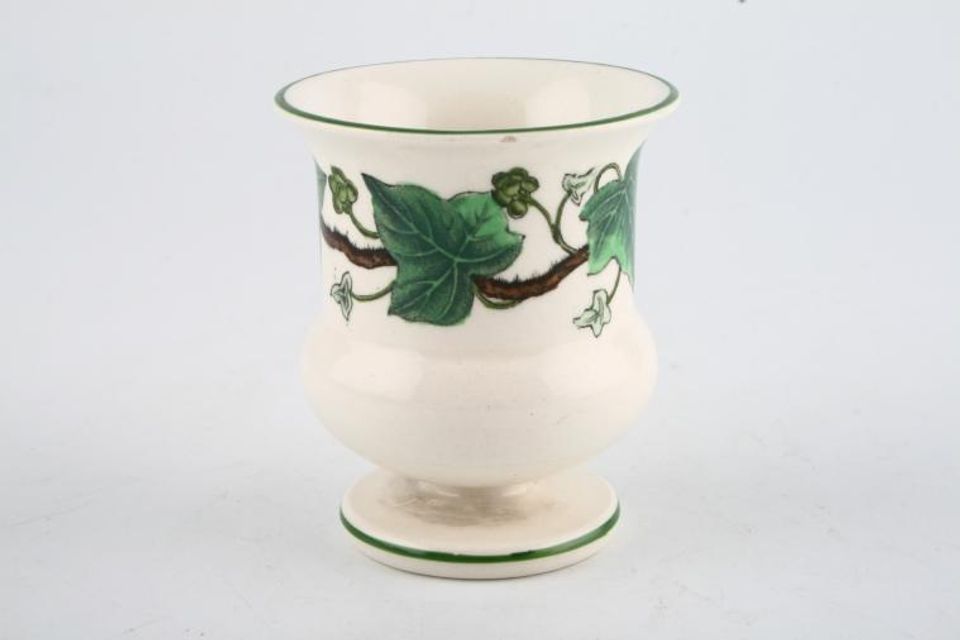 Wedgwood Napoleon Ivy - Green Edge Egg Cup footed