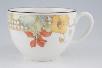 Wedgwood Trellis Flower Breakfast Cup 4" x 2 3/4"