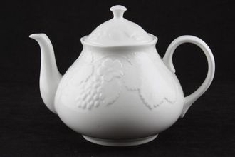 Sell Wedgwood Strawberry and Vine Teapot 2 1/4pt