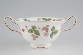 Wedgwood Wild Strawberry Soup Cup 2 handles