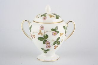 Sell Wedgwood Wild Strawberry Sugar Bowl - Lidded (Tea) footed