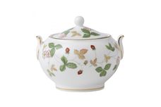 Wedgwood Wild Strawberry Sugar Bowl - Lidded (Tea) Squat - 3 1/2" approximate height including lid thumb 1