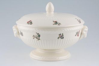 Sell Wedgwood Conway Vegetable Tureen with Lid 8"