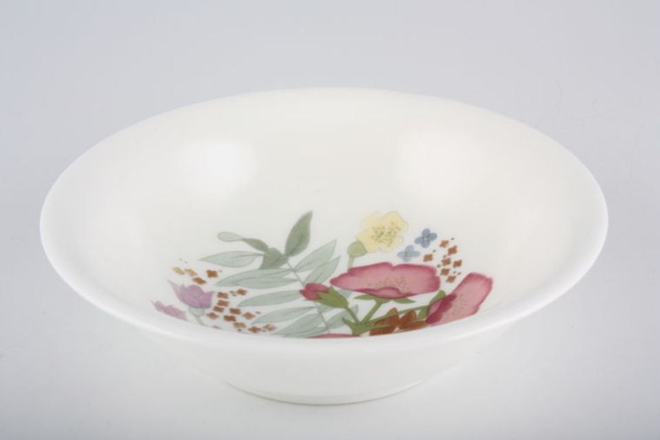 Wedgwood Meadow Sweet Soup / Cereal Bowl 6 1/8"