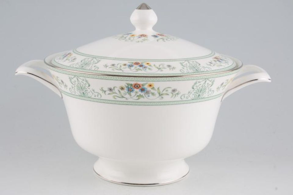 Wedgwood Agincourt Green - R4471 Vegetable Tureen with Lid
