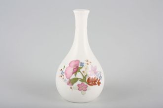Wedgwood Meadow Sweet Bud Vase 5 1/4"