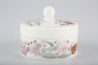 Sell Wedgwood Meadow Sweet Candy box
