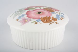 Sell Wedgwood Meadow Sweet Box Round Fluted 3 1/2"