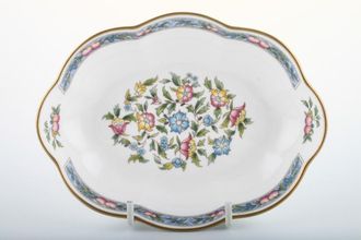 Royal Worcester Mayfield Dish (Giftware) Royal Worcester Oval, Petal shaped Dish 5 7/8" x 4 3/8"