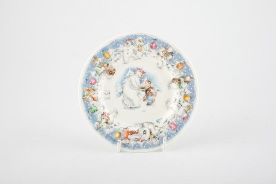 Royal Doulton Snowman - The - Gift Collection Miniatures Miniature Plate. Part of the 3pce miniature teaset. introduced 1990-1994. 3 1/2"