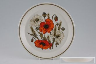 Meakin Poppy - Ridged and Rounded Bases Breakfast / Lunch Plate Underside ridge measures 6 3/8" Ridged 8 3/4"
