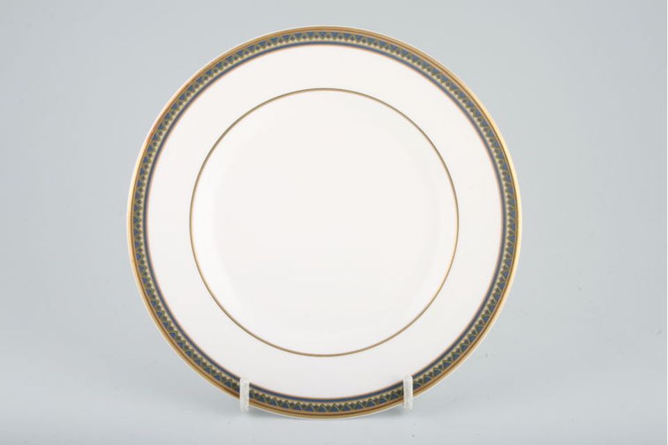 Royal Doulton Tudor Grove - H5260 Dinner Plate 10 1/2"