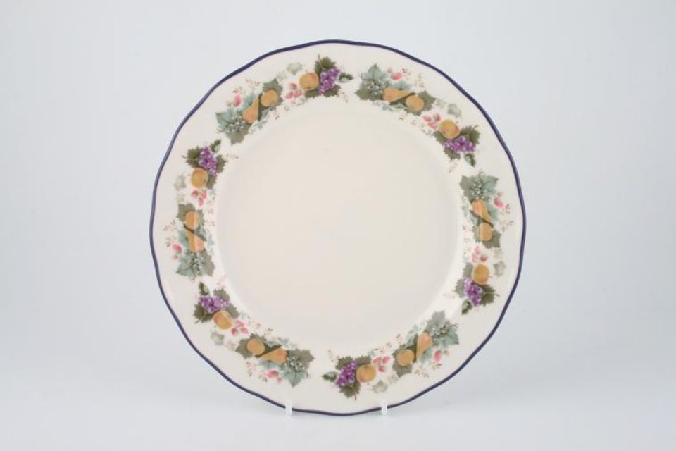 Royal Doulton Ravenna - T.C.1175 Tea / Side Plate 7"