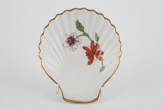 Royal Worcester Astley - Gold Edge Dish (Giftware) Royal Worcester 'Astley' Shell Dish, Shape 52, Size 3