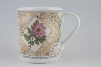 Royal Worcester Country Garden Mug 3 1/4" x 3 5/8"