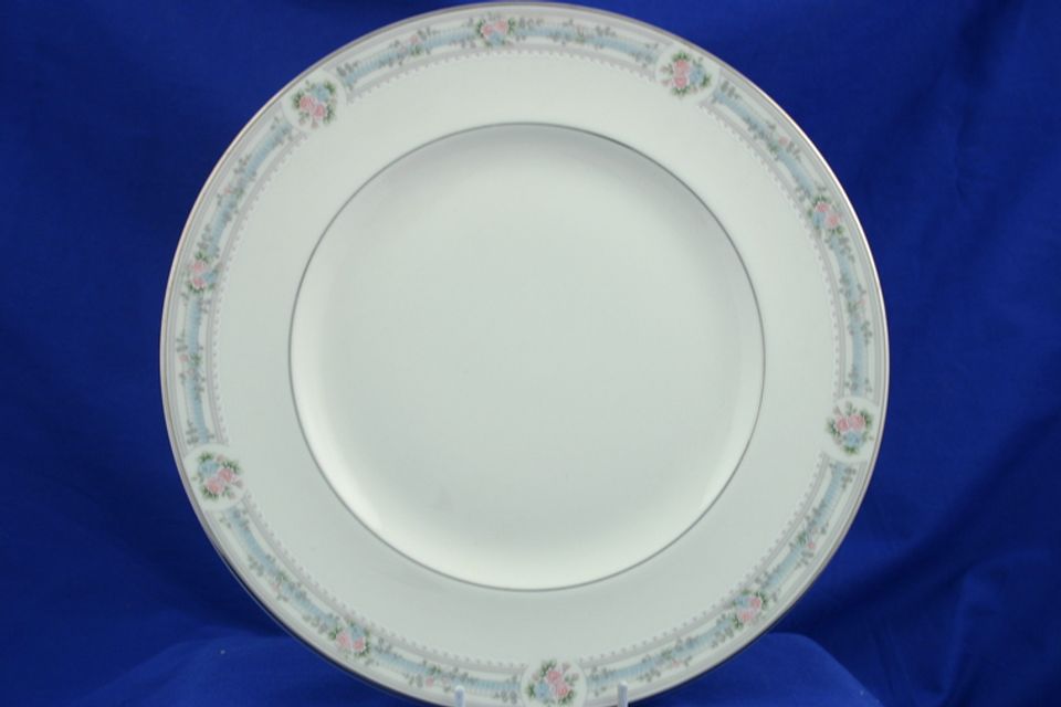 Royal Doulton Angelica - H5194 Dinner Plate 10 5/8"