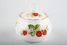 Queens Virginia Strawberry - Gold Edge - Swirl Embossed Sugar Bowl - Lidded (Tea) thumb 1