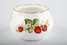 Queens Virginia Strawberry - Gold Edge - Swirl Embossed Sugar Bowl - Lidded (Tea) thumb 2