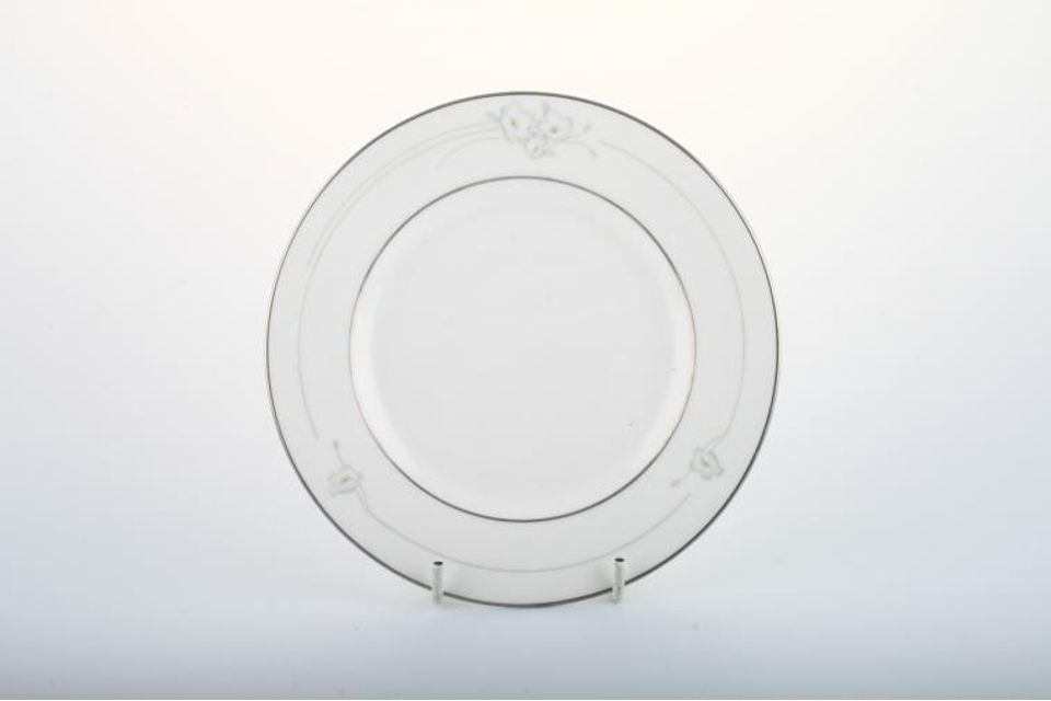 Royal Doulton Mystique - H5093 Tea / Side Plate 6 1/2"