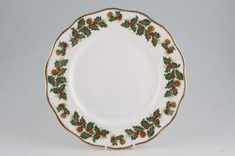 Queens Yuletide Dinner Plate Queens/Rosina Backstamp. Wavy Edge. Sizes may vary slightly 10 1/2"