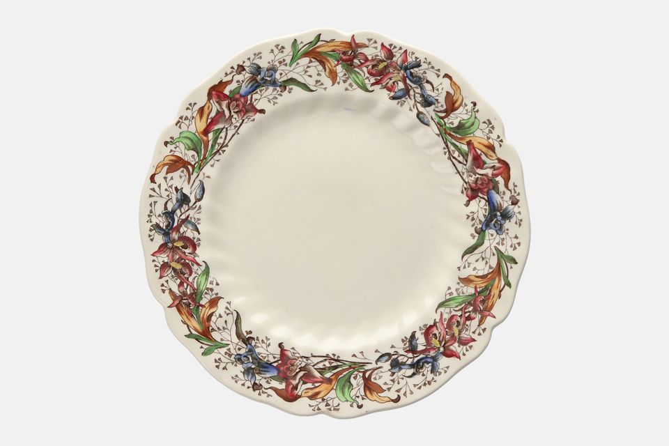Royal Doulton Tintern - D5609 Dinner Plate 10 3/8"