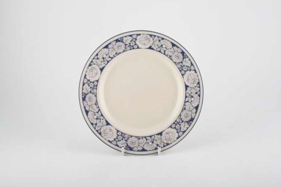 Royal Doulton Oakdene - T.C.1109 Tea / Side Plate 6 1/2"