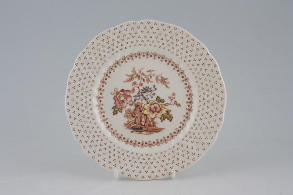 Royal Doulton Grantham - D5477 Tea / Side Plate 6 1/2"