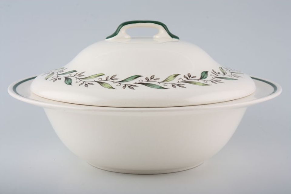 Royal Doulton Almond Willow - D6373 Vegetable Tureen with Lid no handles, same lids as tureen with 2 handles