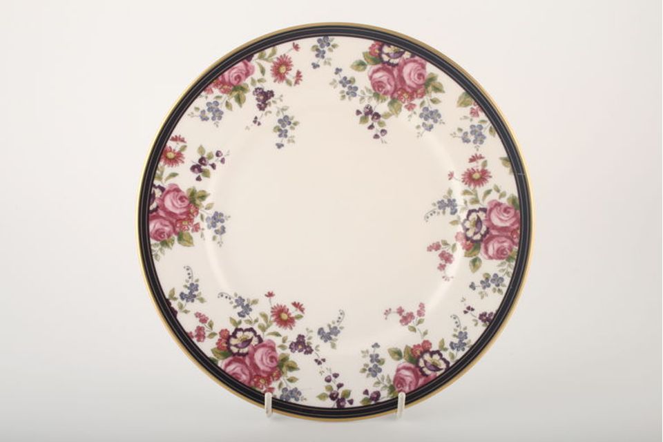 Royal Doulton Centennial Rose - H5256 Breakfast / Lunch Plate Accent all over pattern 9"