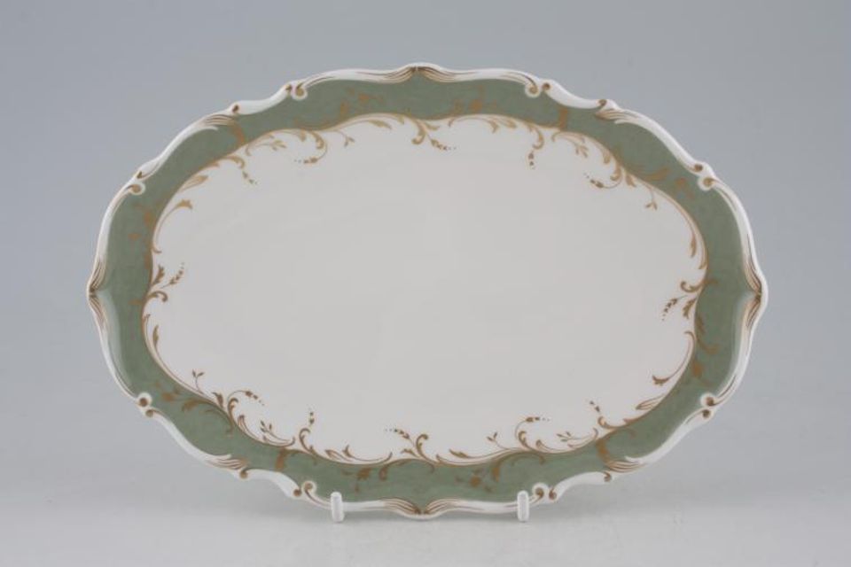 Royal Doulton Fontainebleau - H4978 Sauce Boat Stand oval 8 1/8"