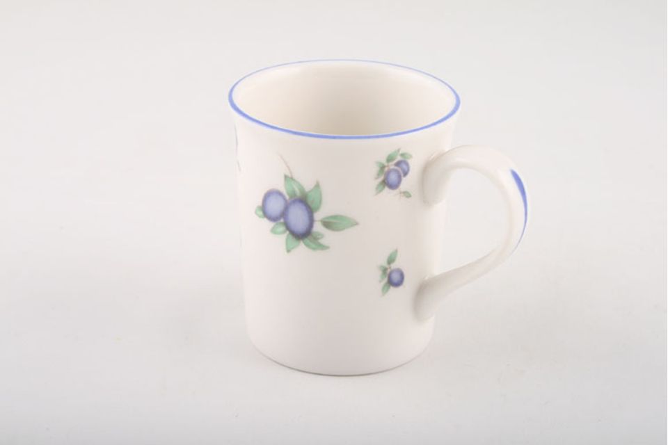 Royal Doulton Blueberry - T.C.1204 Coffee / Espresso Can 2 1/4" x 2 1/4"