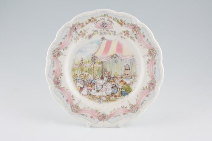 A ROYAL DOULTON BRAMBLY HEDGE PLATE 'THE WEDDING' 1987
